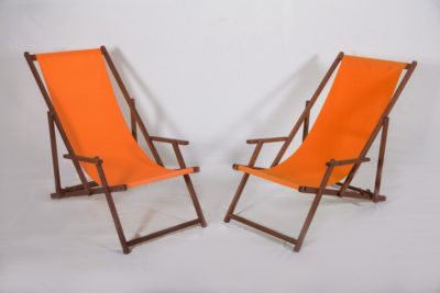Liegestuhl orange Gartenstuhl aus Holz Stoffbezug mieten Verleih leihen ausleihen