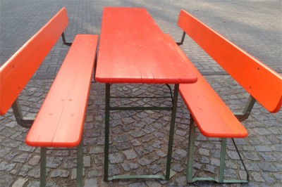 Biertischbänke mit Lehne